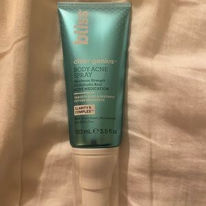 Bliss acne body spray